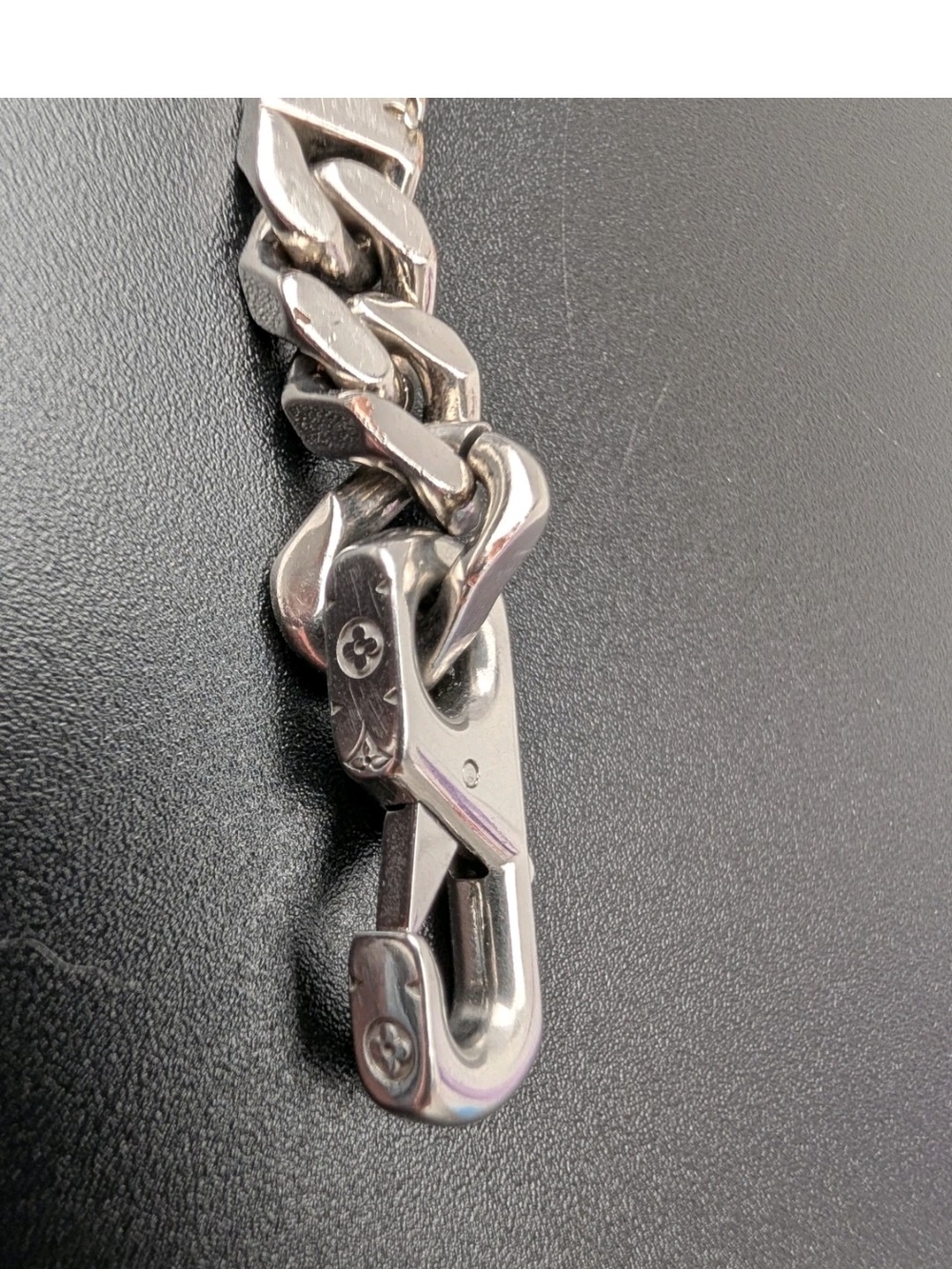 Louis Vuitton Silver-Tone Curb Bracelet with Monogram Panels - Picture 5 of 7